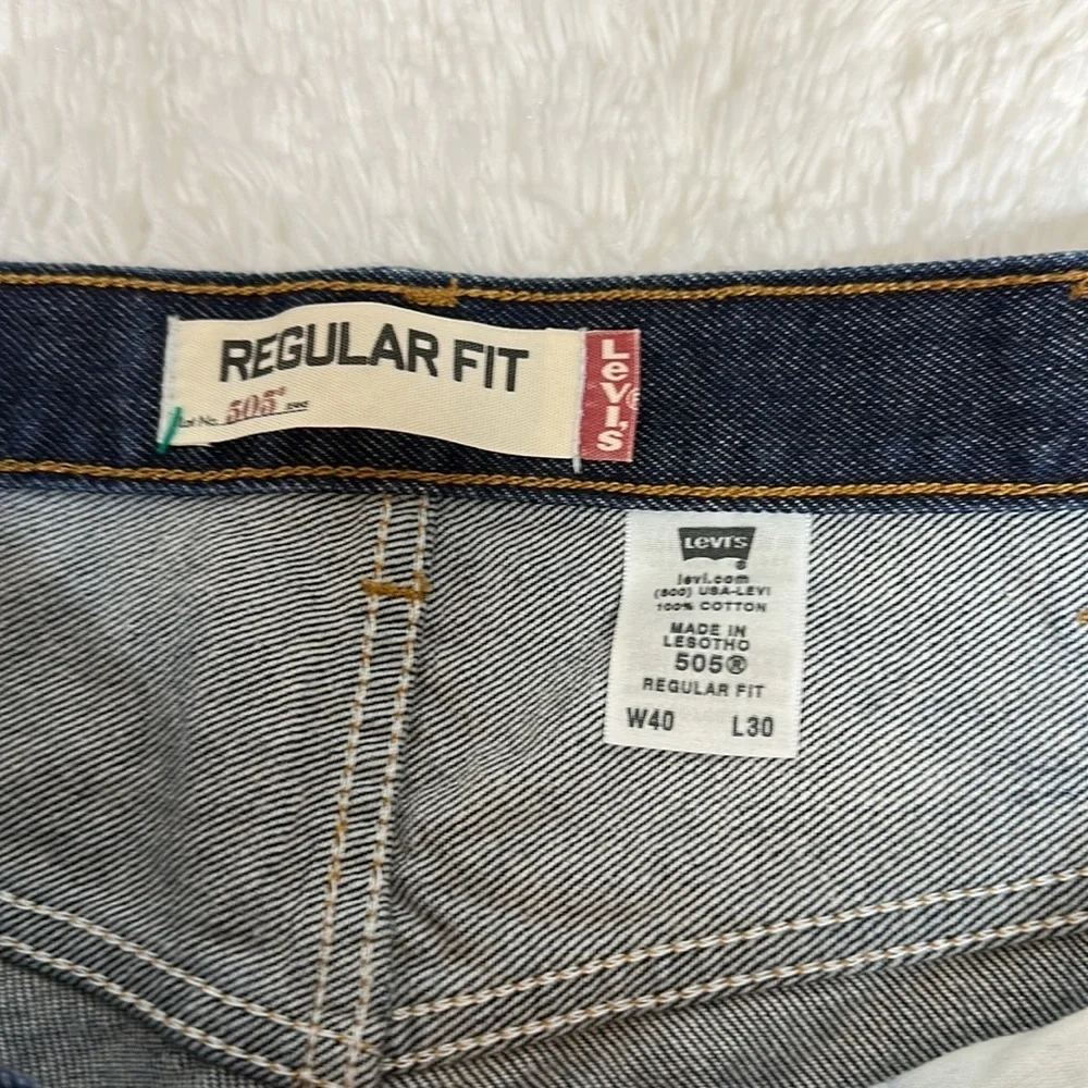 NWOT Levi’s 505 40x30